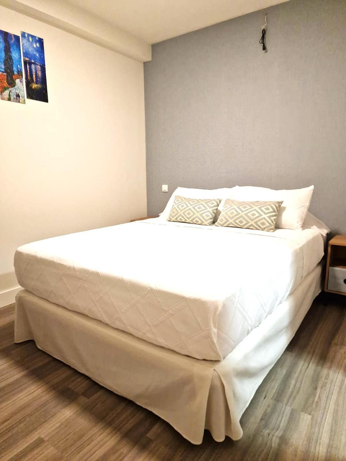 Madrid Suites Buitenkant foto